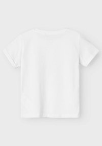 Name it REGULAR FIT - Camiseta estampada - bright white