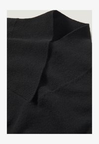 Ausgewählt, schwarz