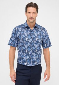 Korte mouwen shirt in blauwtinten met paisleypatroon, voorzien van een button-down kraag, gemaakt van lichtgewicht stof met een gladde textuur.