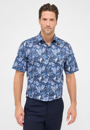 Korte mouwen shirt in blauwtinten met paisleypatroon, voorzien van een button-down kraag, gemaakt van lichtgewicht stof met een gladde textuur.
