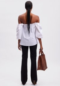 Gestuz PAMPA OFF SHOULDER - Bluza - bright white