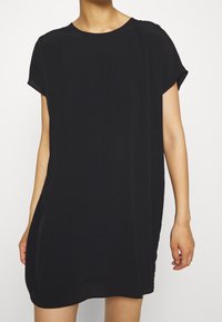 Madewell Vestido informal - black