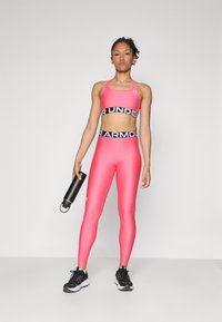 Under Armour HEATGEAR - Leggingek - super pink/white