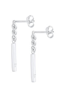 Cercei din argint cu un design de lanț răsucit care se termină cu o bară rectangulară. Marcati cu "925" pentru autenticitatea argintului sterling.