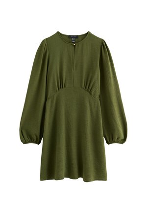 Olijfgroen jurk met een ronde halslijn, knoopdetail en pofmouwen. Gemaakt van een gestructureerde stof, getailleerd met een uitlopende rok.