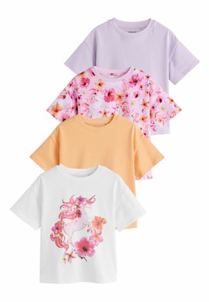 Quatre t-shirts à manches courtes en lavande, imprimé floral rose, pêche et blanc avec un motif licorne rose et floral sur le devant.