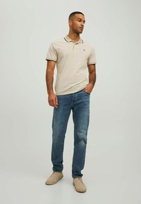 Jack & Jones PREMIUM JPRBLUWIN SS STS - Polo majica - white pepper