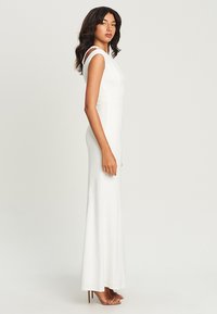 CHANCERY FEYE - Dolga obleka - white