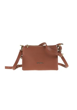 Borsa a tracolla in pelle marrone con strap regolabile, hardware dorato e logo Pierre Cardin sul davanti.