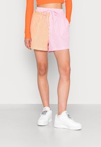 Glamorous CONTRAST STRIPE LOOSE - Szorty