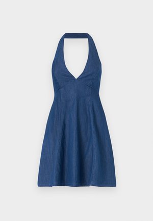 Tamsiai mėlynas džinsinis sijonas su apykakle ir giliu V formos iškirpimu, su prigludusia liemene ir plačia suknele, kuri suteikia plazdėjantį siluetą.