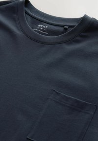 Thumbnail Image 7