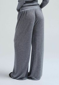 Seamless Basic Pantaloni sportivi - grey melange