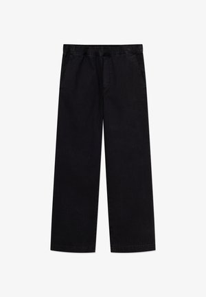 Pantalones negros de pierna ancha con una cintura elástica, dos bolsillos laterales y una textura suave, confeccionados con una resistente tela de mezcla de algodón.