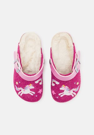 Superfit FUSSBETTPANTOFFEL - Papuče - pink