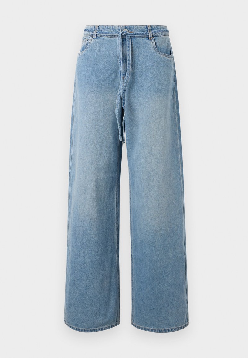 Lichtblauwe denim wijde pijpen jeans met een hoge taille, voorzien van voorzakken, een strikriem en een vervaagde textuur.
