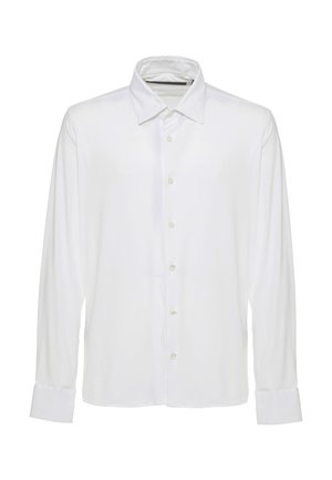 Camicia bianca a maniche lunghe con bottoni, colletto appuntito e polsini, mostrata frontalmente su sfondo bianco uniforme.