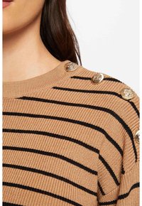 Morgan STRIPED - Maglione - camel