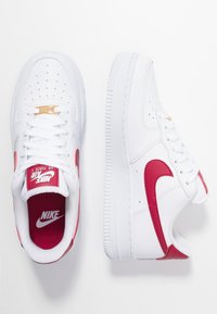 Nike Sportswear AIR FORCE 1 - Sapatilhas - white/noble red