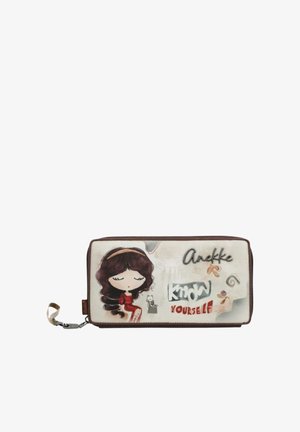 Portafoglio con illustrazione di una ragazza con lunghi capelli scuri, gatto e testo "Anekke" e "Conosci te stesso" su sfondo chiaro con cerniera.