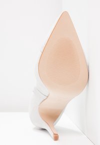 Zign High Heel Pumps - grey