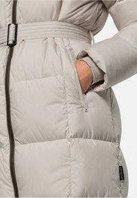 Jack Wolfskin Dunkappa / -rock - off-white