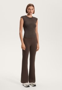 OYSHO SOFT TOUCH SHORT-SLEEVED RIB - T-shirts basic - grey