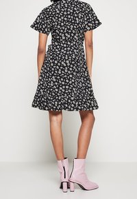 ONLY Vapaa-ajan mekko - black