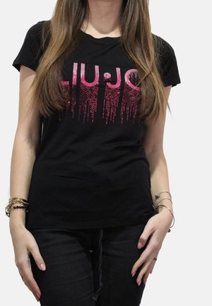 T-shirt z nadrukiem