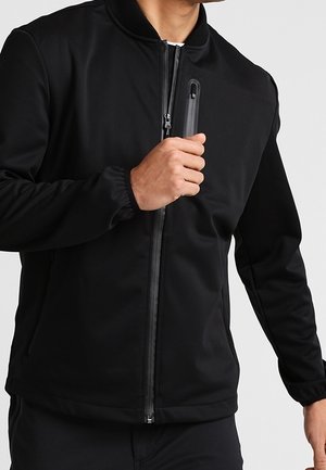 Kurtka Softshell