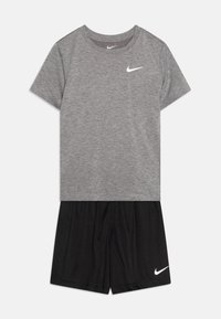 Nem kiválasztott, black