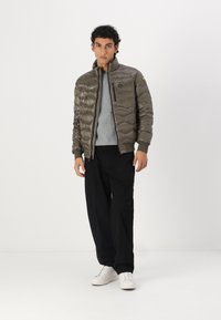 Blauer DANIEL - Dunjakker - olive
