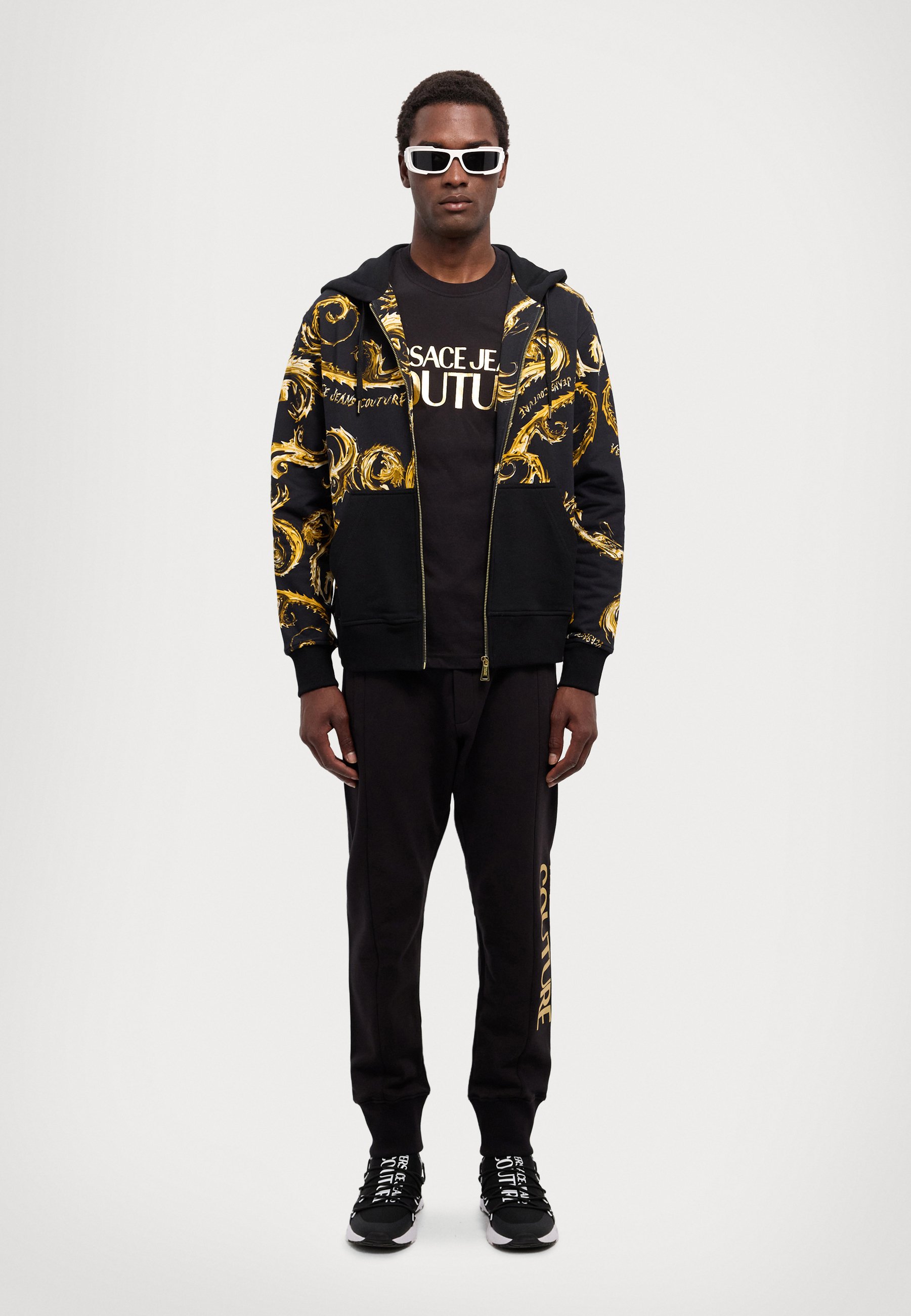 VERSACE｜HOOD/ZIP-UP (Chromo Couture Regular-Fit Hoodie Versace Jeans Couture CHROMO - Hoodie - black/gold/black