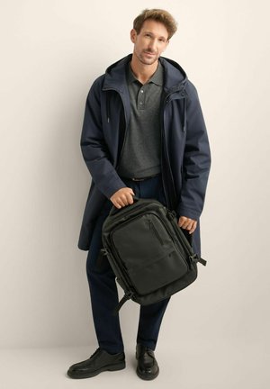 OCHNIK, UNISEX, czarny