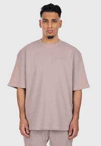 Non sélectionné, simply taupe