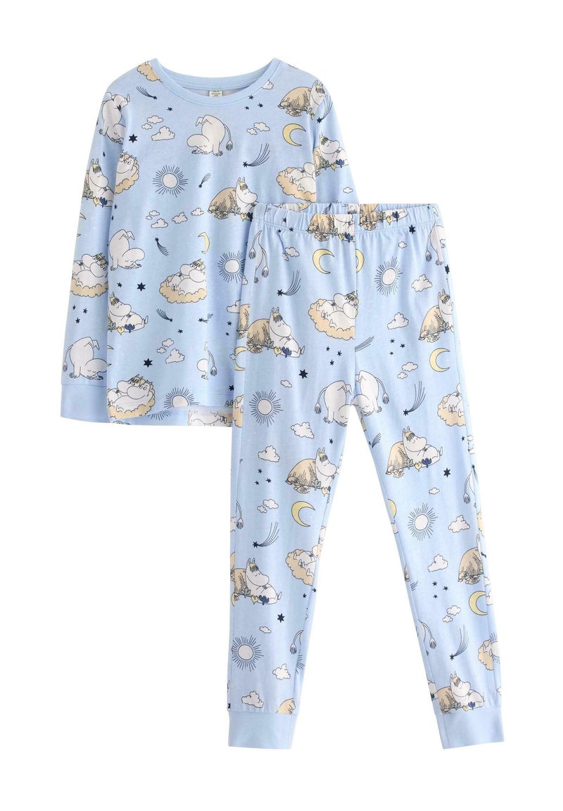 Lyseblåt pyjamas sæt lavet af blødt stof. Indeholder en langærmet overdel og bukser med mønster af tegneseriefigurer, skyer, stjerner og soler.