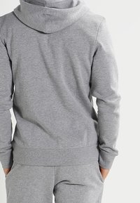 Pier One Sweatjacke - mottled grey