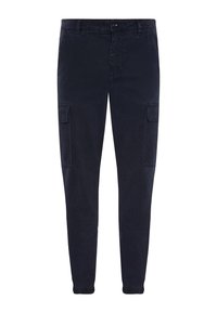 Pantaloni cargo in cotone blu navy con vestibilità affusolata, dotati di due tasche cargo laterali e chiusura frontale con bottone. Tessuto morbido e testurizzato.