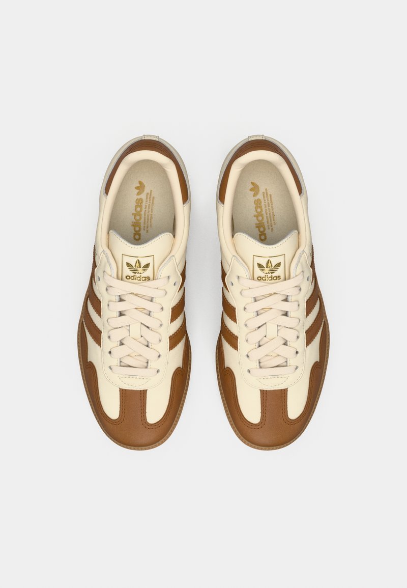 adidas gazelle silver green womens adidas Superstar ADV Core Black Cloud White Shoes