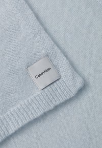 Calvin Klein CHUNKY OPEN SCARF - Šal - pearl grey