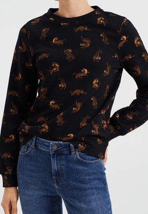 Sweater - black
