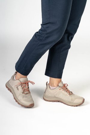 TERRADORA II VENT - Casual lace-ups - plaza taupe/coral