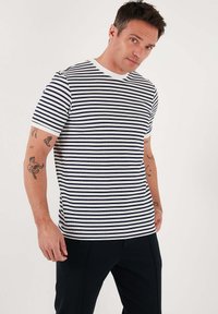 Buratti REGULAR FIT - Triko s potiskem - indigo