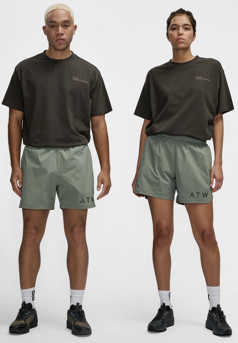 Hanijanpw Shorts Agave Green