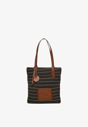 Gestreepte zwarte en bruine geweven draagtas met lichtbruine leren handvatten, een voorvak met de opdruk "No 73 Venezia" en een perzikvormige bedel.