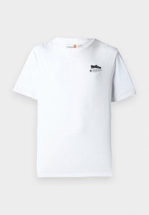 Weißes Baumwoll-T-Shirt mit Rundhalsausschnitt, kurzen Ärmeln und einem kleinen schwarzen Grafikdruck auf der Brust. Angenehme Textur und reguläre Passform.