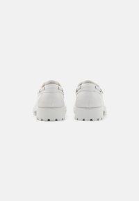 YOURTURN UNISEX - Buriavimo avalynė - white