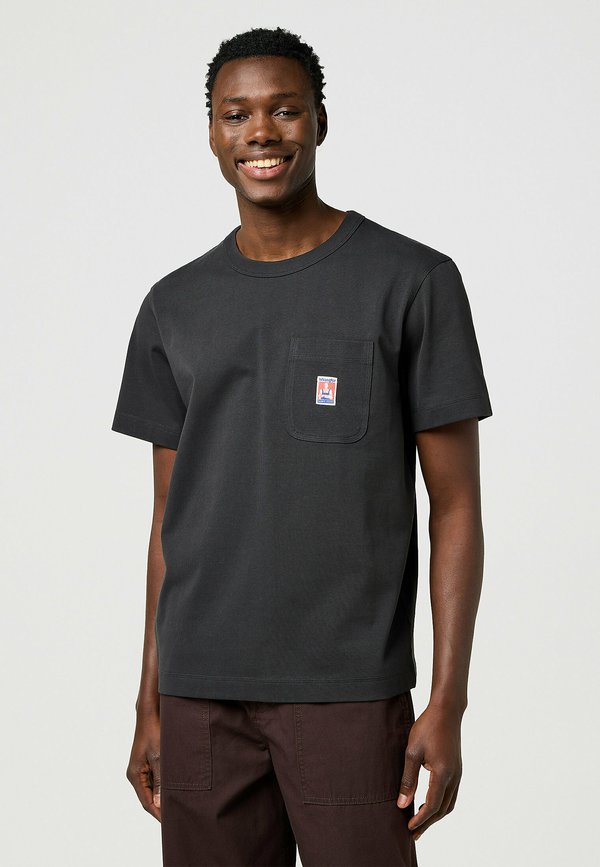 SHORT SLEEVE POCKET - T-Shirt basic