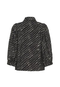 Fekete blúz puffos ujjal és magas nyakkal, diagonális, absztrakt bézs és szürke csíkos mintával, hátulról bemutatva.