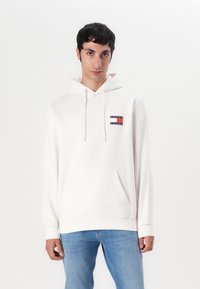 Tommy Jeans REG ESSENTIAL FLAG EXT - Sweatshirt - ancient white